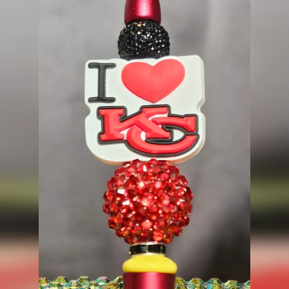 NFL Kansas City Chiefs Sparkly/Blingy Custom Created Super Fan Beaded Pen - Picture 1 of 2